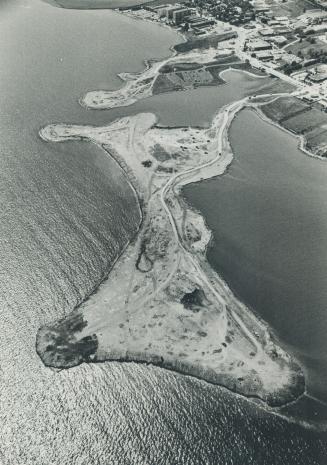 Image shows an aerial view of the mouth of the Humber River.