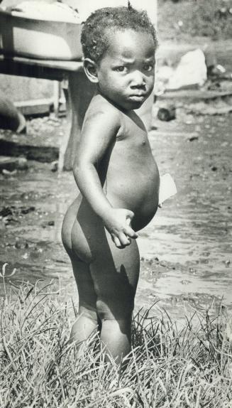 St. Vincent, Child in Asjugee Camp