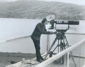 The Loch Ness Monster has suddenly been overshadowed by a rival, but its believers go on scanning the surface in hopes it will belatedly show. The oth(...)