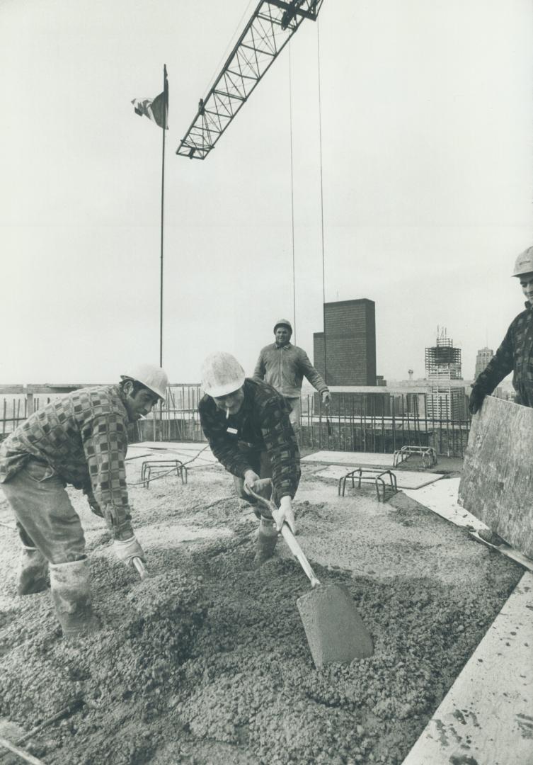 Canada - Ontario - Toronto - Toronto Star - Buildings - 1 Yonge St - Construction - 1970 - July to December (2 of 2 files)