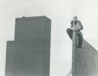 Canada - Ontario - Toronto - Toronto Star - Buildings - 1 Yonge St - Construction - 1970 - Jan to June