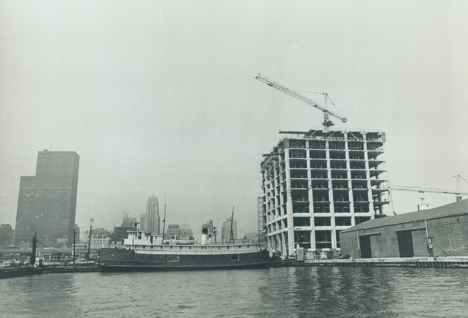 Canada - Ontario - Toronto - Toronto Star - Buildings - 1 Yonge St - Construction - 1970 - July to December (2 of 2 files)