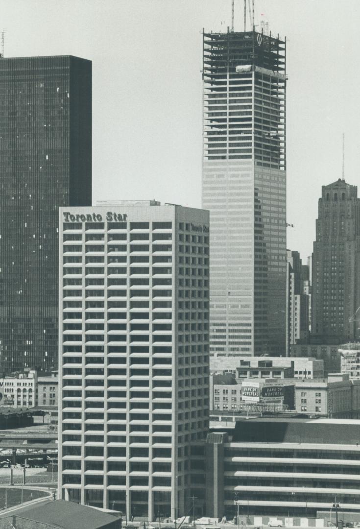 Canada - Ontario - Toronto - Toronto Star - Buildings - 1 Yonge St - Exterior