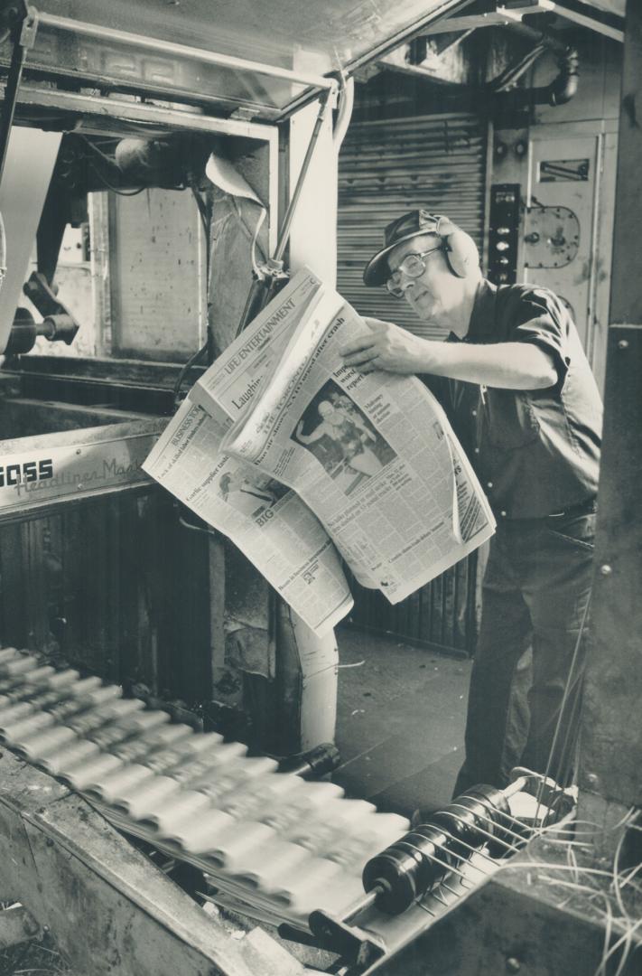 Canada - Ontario - Toronto - Toronto Star - Buildings - 1 Yonge St - Interior - Presses