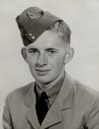 Joins R.C.C.S., Pte. Maurice MacIlveen, former Star employee, who has enlisted in the Royal Canadian Corps of Signals