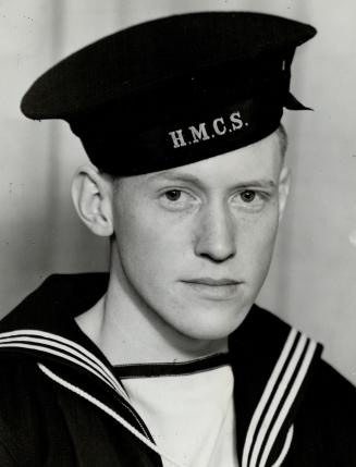 William Watt, 87 Glebeholmn Star man in navy