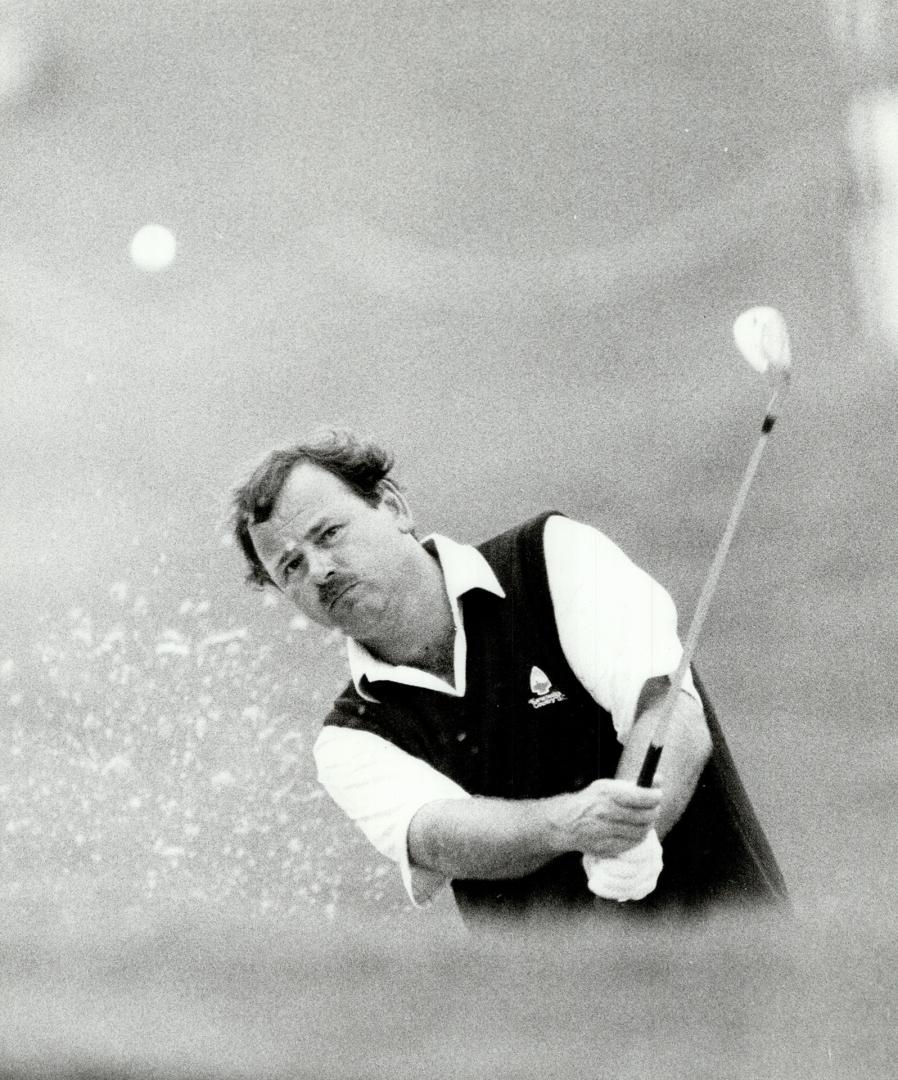 Dave Barr bunker at 6th