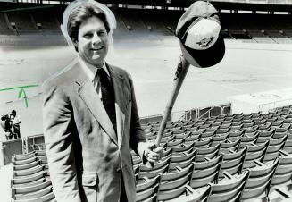 Blue Jay boss likes split season, Peter Bavasi sees benefits to new setup /C2
