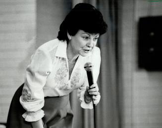 Sandra Beech: Performer, who specializes in entertaining children, will give two concerts Sunday