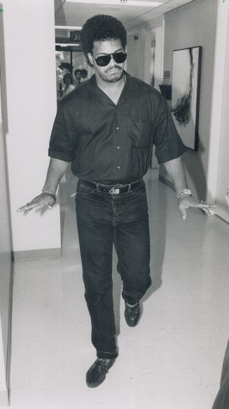 Rest easy, folks. Chances are George Bell will be in the Blue Jays' lineup - as designated hitter - tonight when they meet the Brewers in Milwaukee. B(...)