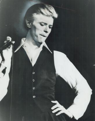 David Bowie: 20,000 at concert