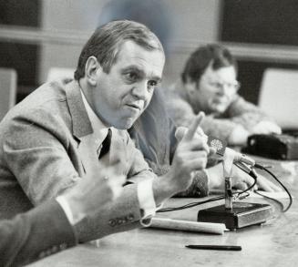 Ed Broadbent: NDP leader hears municipal, labor leaders explain despair among jobless