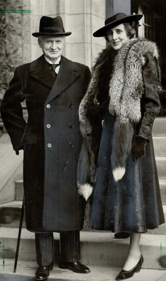 The last vice-regal residents. Dr. and Mrs. Herbert Bruce Leaving Chorley Park On the Last Day of His Term of Office in 1937