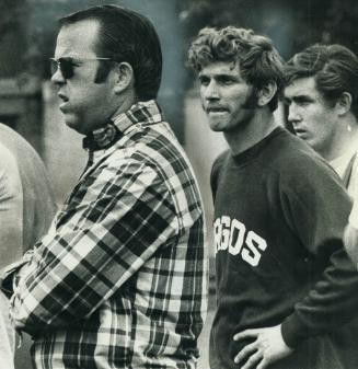 Coach Leo Cahill, left, and his prize rookie, Joe Theismann from Notre Dame, size up Greg Barton's quarterbacking style