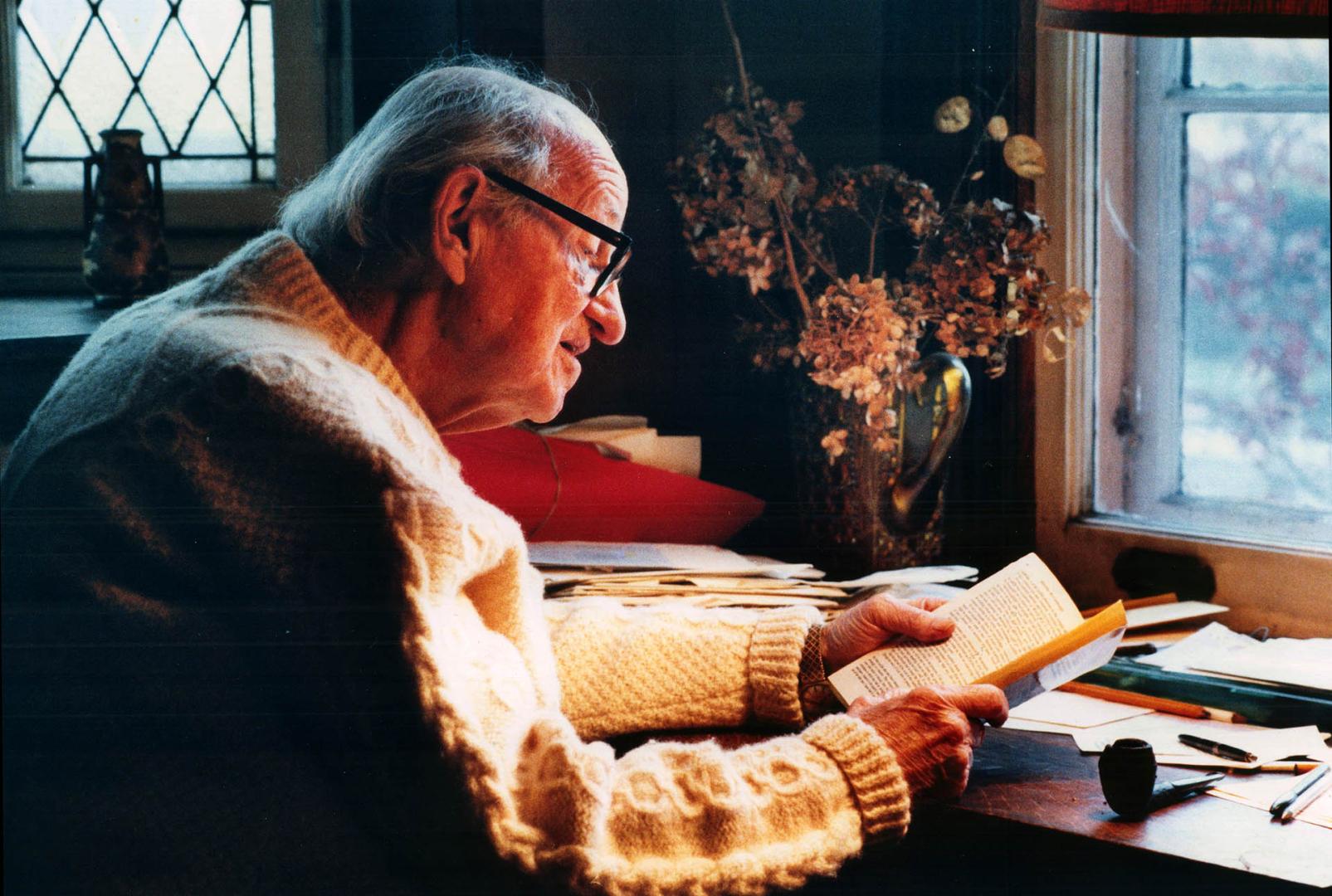 Morley Callaghan , 1903-1990