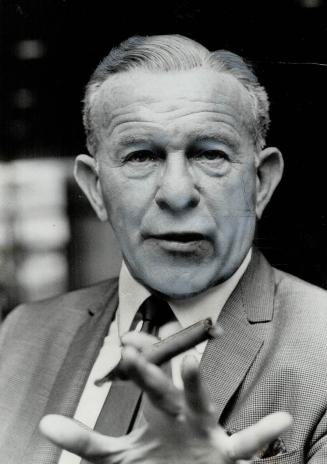 Why - it's. George Burns. George Burns, 71 years od now, but still the gravel-voiced wiseacre of the Burns and Allen team, is in Toronto to tape a TV (...)