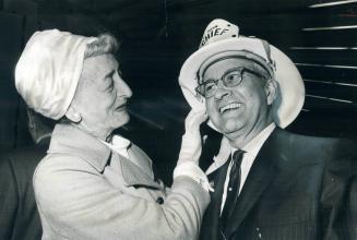 Scarborough says goodbye to Ab Campbell