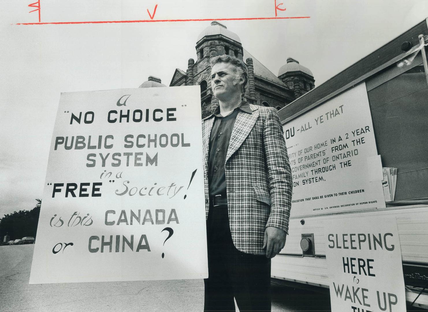 Evangelist protests. A 43-year-old evangelist from Milton, Ken Campbell, has led a one-man protest outside Queen's Park since Saturday. The father of (...)