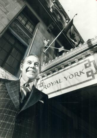 Gordon Cardy, general manager of the Royal York Hotel and innkeeper extraordinaire, looks after more than one million people a year. People think my j(...)