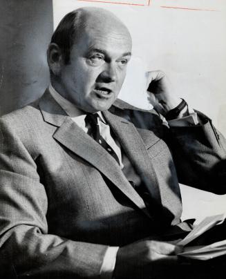 Dalton camp, writer-commentator on Canada's political scene, and former national president of the Progressive Conservative Party of Canada, reflects o(...)