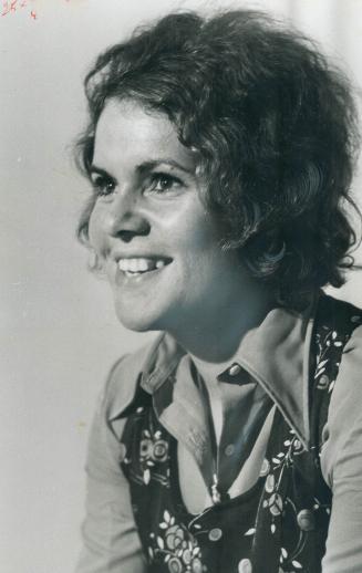 Evonne Goolagong, Wimbledon tennis champion, arrived in Toronto yesterday for Canadian Open tournament