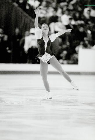 Josee Chouinard shows the style in Hamilton yesterday that won her a second national women's figure-skating title in three years. The Laval, Que., nat(...)