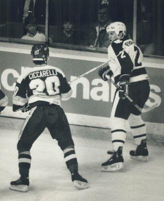 Flashback: Dino Ciccarelli strikes Leafs' Richardson