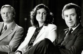 Joe Clark: Apologizes to party workers for mistakes that put Tories back in opposition