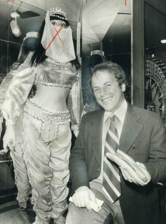 Animated Belly-Dancer is among the carnival-style curiosities used to decorate the new Penny Arcade pub opened by Jimm Conklin at the National Motor I(...)