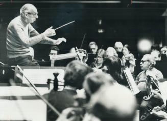 Aaron Copland gets to know symphony