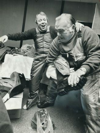 David and Goliath. While helping Rosedale MP David Crombie get into his snowsuit for the 3rd annual Snowarama yesterday, Whipper Billy Watson couldn't(...)