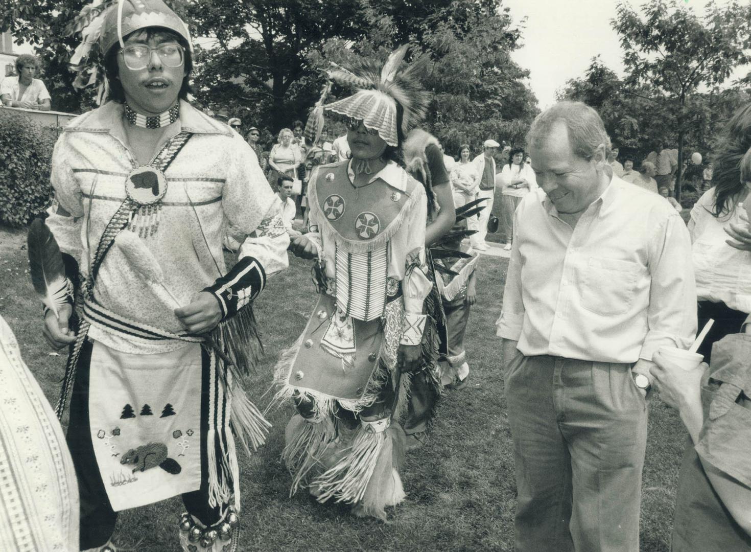 A multicutural surprise. Multiculturalism Minister David Crombie, hosting his annual strawberry festival in a downtown Toronto park, was given a taste(...)