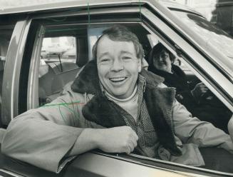 David Crombie: Ex-mayor says he'll ask Premier William Davis to delay eviction of 700