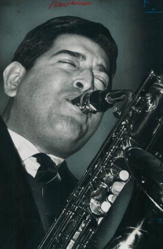 Henry Cuesta. Our finest jazz clarinetist