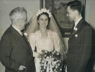 Dr. Allan Roy Dafoe has a daughter-in-law now. In the Church of the Redeemer on Saturday night, William Allan Dafoe, son of the famous doctor of the D(...)