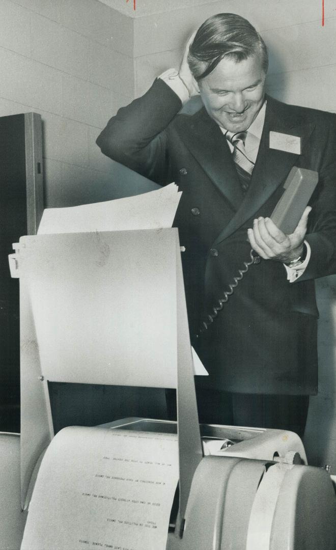 Ontario Premier William Davis. Computer dismisses him from ceremony for bad spelling
