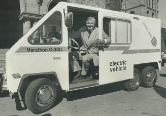 Electric Blue bill. Premier William Davis liked the electric-powered van Ontario Hydro has bought for testing in its operations during the next two ye(...)