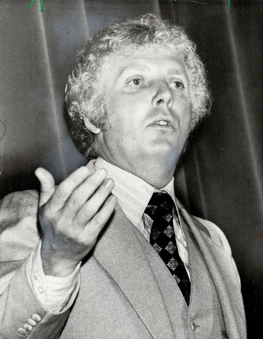 Ian Deans, left, leads leadership field