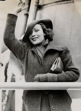 Dolores del Rio, film actress, arrives in England at Southampton, where she is making a picture with Douglas Fairbanks Jr