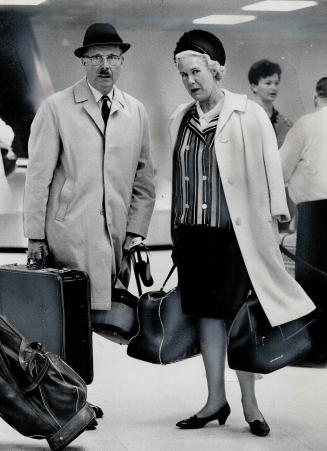 Back from Florida where they spent two weeks in the sun, Mayor William Dennison and his wife arrived last night at Malton Airport to discover civic st(...)