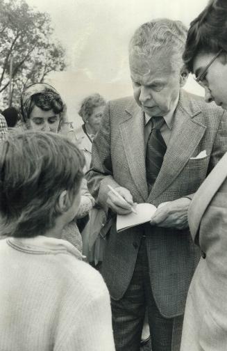 Former Prime Minister John Diefenbaker signs autographs Saturday in Orangeville during a stop by a special train celebrating the 100th anniversary of (...)