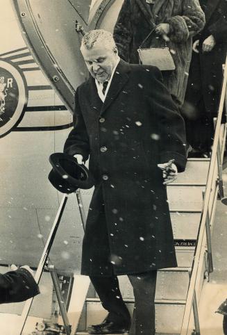 Prime Minister Diefenbaker arrives at Malton Airport today
