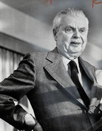 Former Prime Minister John Diefenbaker addresses the Scarborough East Progressive Conservative Association Saturday at the Cedarbrae Golf and Country (...)