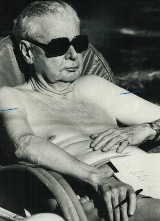 Glared of publicity or television lights does not usually faze former prime minister John Diefenbaker - but he likes dark glasses in Barbados (left). (...)
