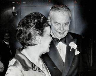 Former prime minister John Diefenbaker chats with his wife, Olive, last night at the 1973 Negev dinner held in tribute to him. Sponsored annually by t(...)