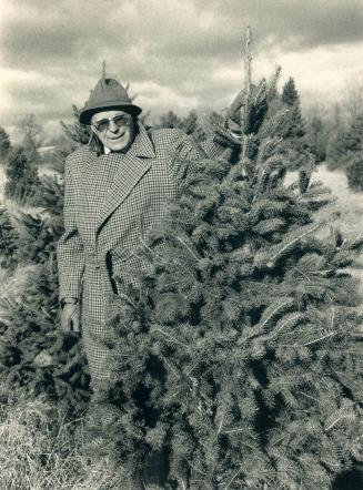 This is the last year you can cut your own Christmas tree for $10 - about half the prevailing price - to help Murray Dryden remarkable charity. Dryden(...)