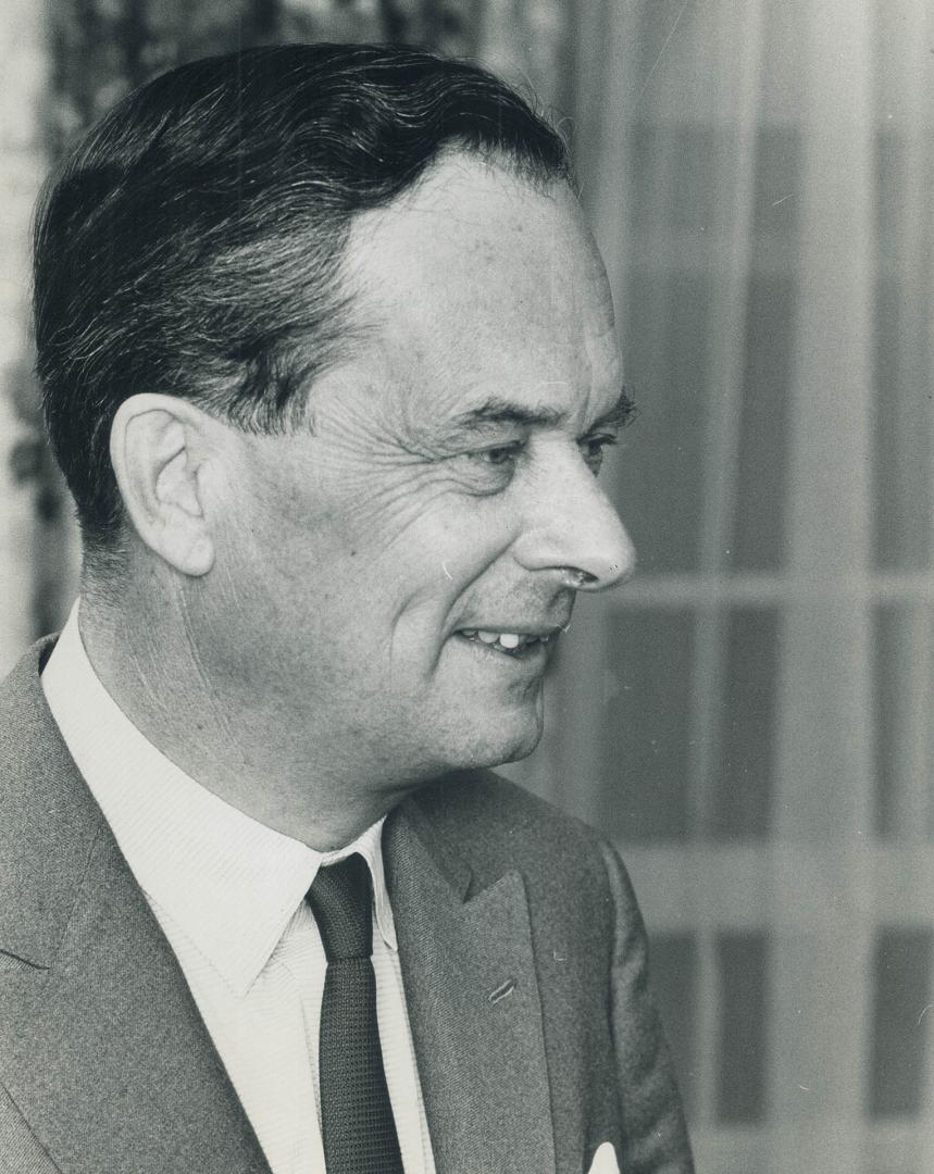 Dunton, Arnold Davidson