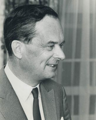 Dunton, Arnold Davidson