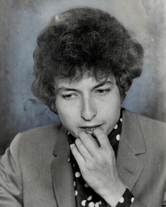 Folk-Rock singer Bobby Dylan who flew to Toronto in his own plane