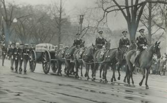 Funeral Cortege of former U.S. president Dwight D. Eisenhower moves down Constitution Ave. in Washington, the flag-draped casket of the general who le(...)